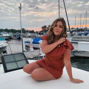 Meet your Posher, Haley